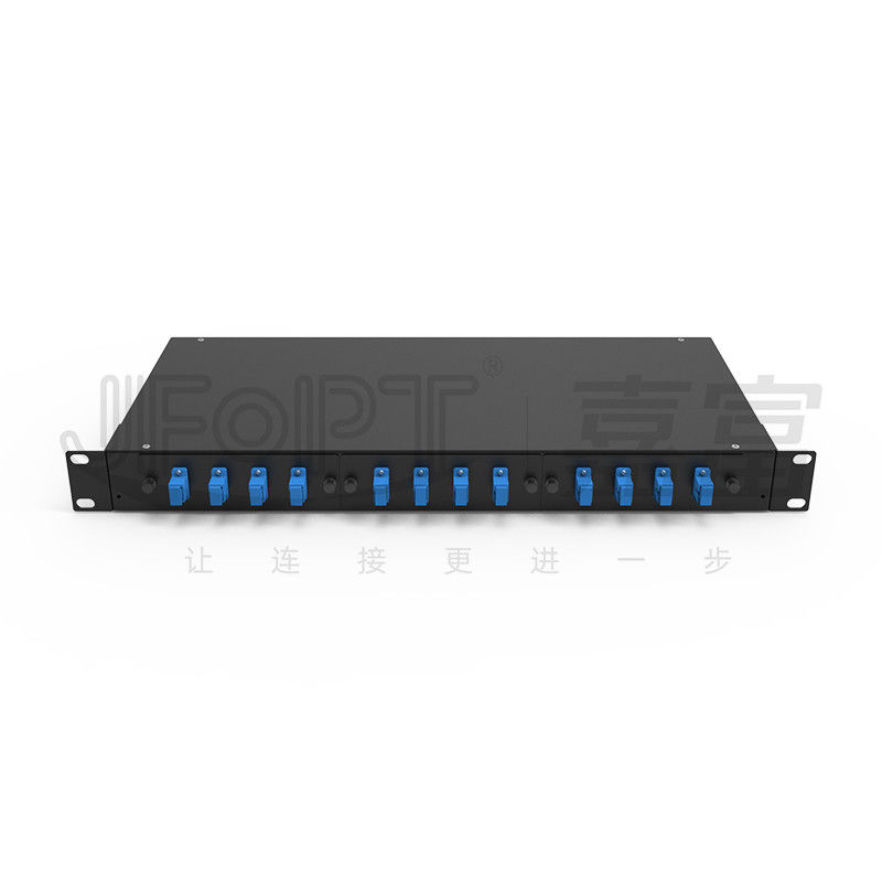 SC/UPC Adaptörleri ve 1m Pigtailler ile 12 SC Bağlantı Noktası Raf Montajlı Fiber Bağlantı Paneli