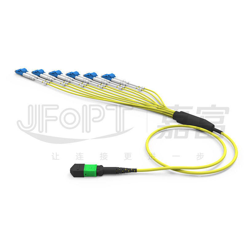 Farklı Uzunluk tasarımı MPO-LC karmaşık kablolama ortamlarına uyum sağlar SM Breakout Kablo 12 Fiber Özelleştirilebilir LC DX Patch Cord