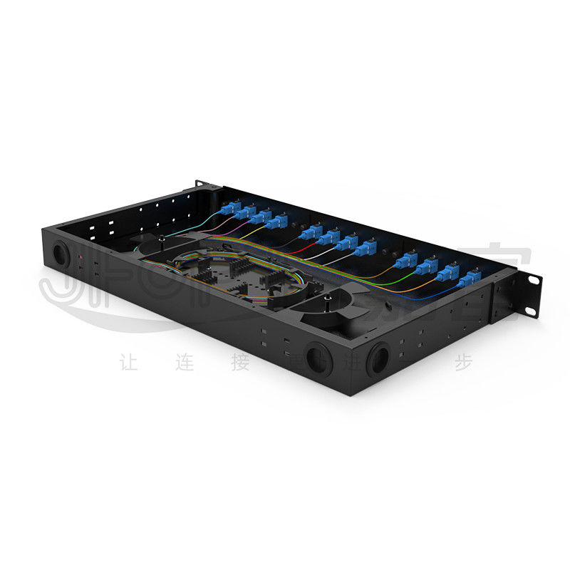FTTZ FTTB 1U Döner Tasarım Füzyon Splice Tepsisi 12/24/48/96 çekirdekler Fiber Patch Panel Cold Rolled Steel Rack Mount Cabinet